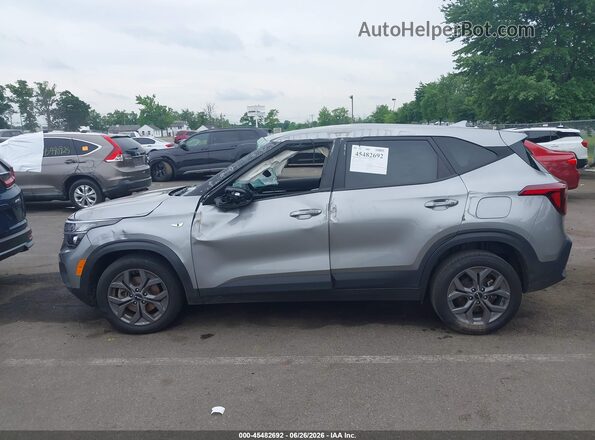 KNDEPCAA6R7635769 2024 KIA SELTOS Серебряный Панорамный вид салона 360°