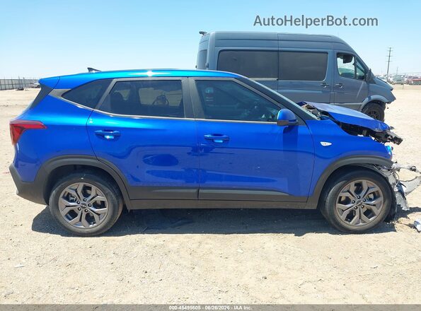 KNDEPCAA8R7640696 2024 KIA SELTOS Синий Вид задней части салона