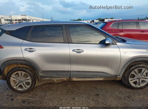 KNDEPCAAXN7320113 2022 KIA SELTOS Brown უკანა სალონის ხედი