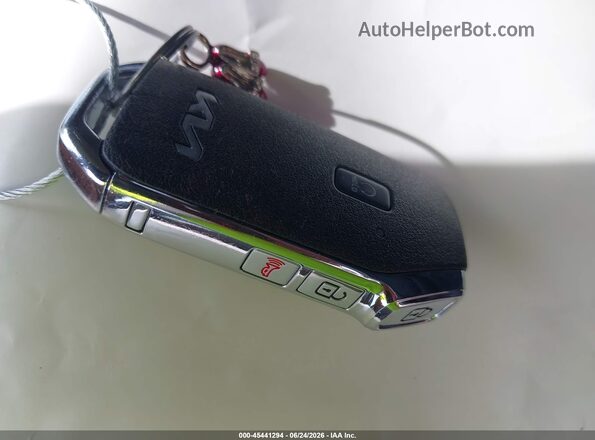 KNDER2AA1R7615854 2024 KIA SELTOS Синий Вид панели приборов