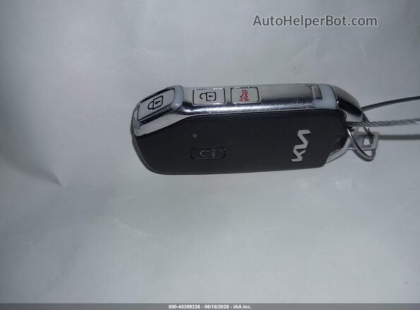 KNDER2AA2R7565966 2024 KIA SELTOS White Вид панелі приладів