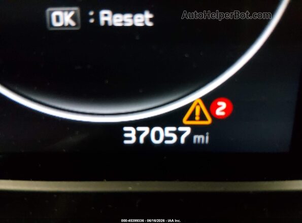 KNDER2AA2R7565966 2024 KIA SELTOS White 