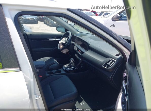 KNDER2AA4T7857979 2026 KIA SELTOS White Front interior view
