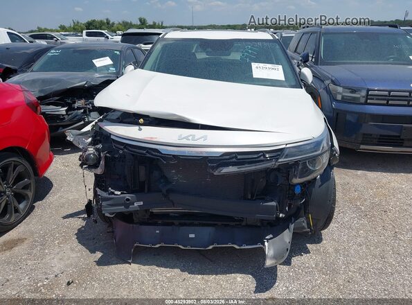 KNDER2AA4T7857979 2026 KIA SELTOS White Instrument cluster view