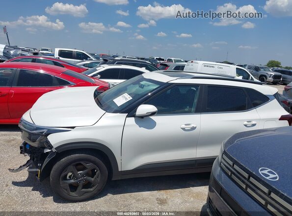 KNDER2AA4T7857979 2026 KIA SELTOS White 360 interior view