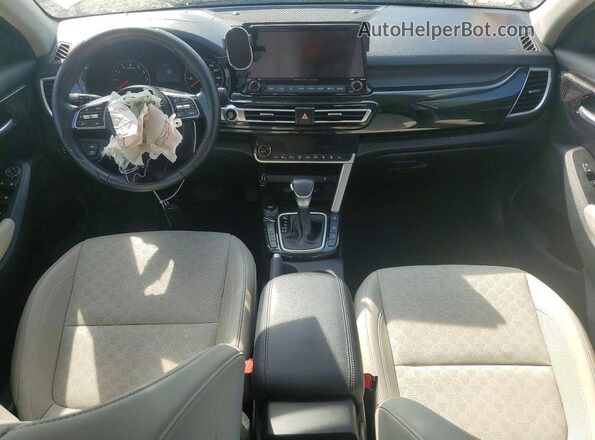 KNDERCAA0N7315450 2022 KIA SELTOS White Dashboard view