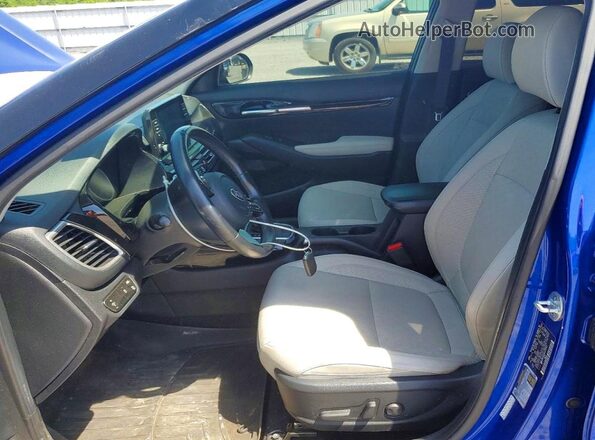 KNDERCAA2M7075767 2021 KIA SELTOS Blue 