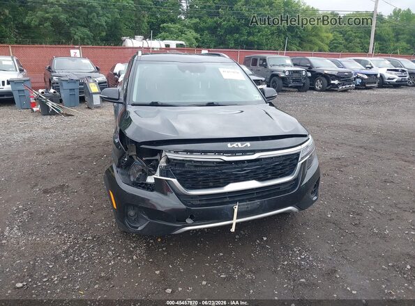 KNDERCAA2P7378875 2023 KIA SELTOS Черный 