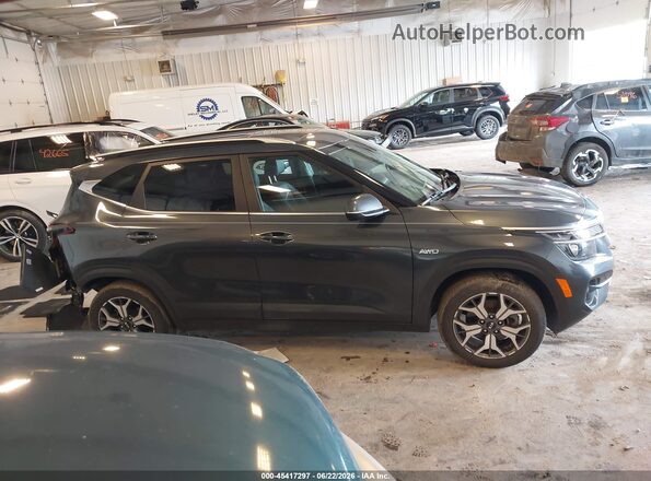 KNDERCAA3M7103608 2021 KIA SELTOS Gray უკანა სალონის ხედი
