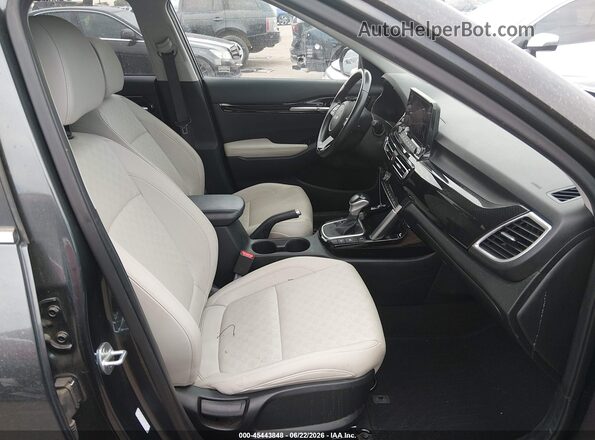 KNDERCAA3P7390419 2023 KIA SELTOS Silver Вид салону спереду