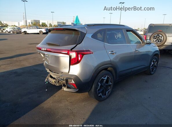 KNDERCAA6S7763834 2025 KIA SELTOS Серый Задняя правая четверть