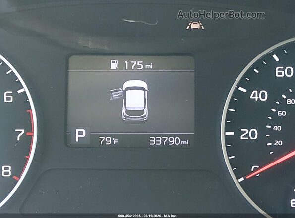 KNDERCAA8M7218415 2021 KIA SELTOS Silver 
