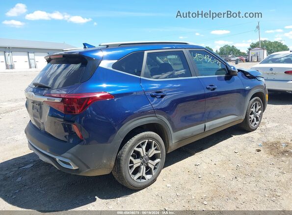 KNDERCAA8N7316569 2022 KIA SELTOS Blue Trasero derecho