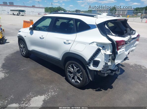 KNDERCAA8P7406792 2023 KIA SELTOS White Trasero izquierdo