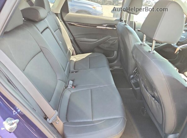 KNDETCA7XR7628775 2024 KIA SELTOS Синий Вид задней части салона