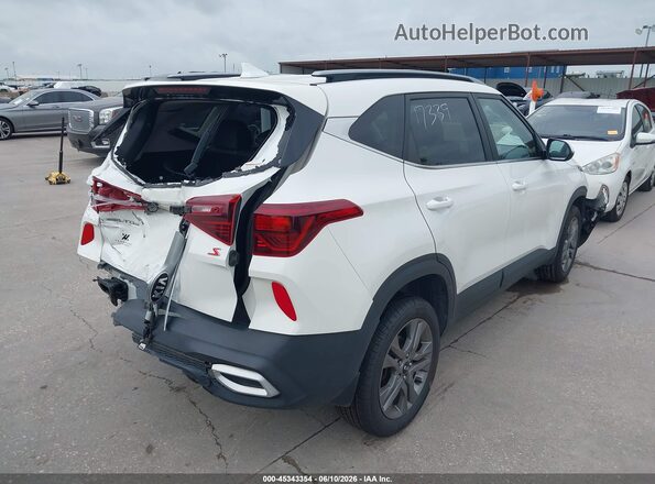KNDEU2AA2M7108808 2021 KIA SELTOS White უკანა მარჯვენა