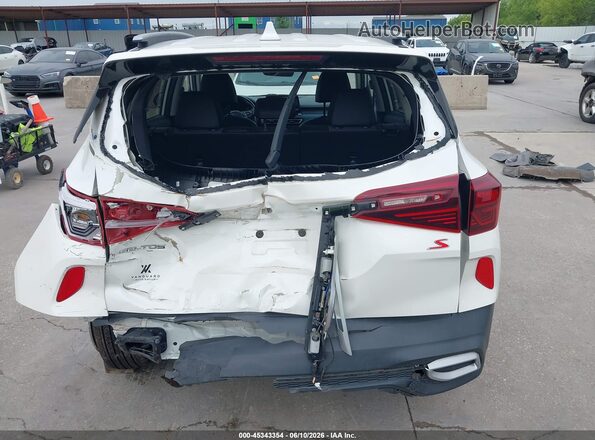 KNDEU2AA2M7108808 2021 KIA SELTOS White 