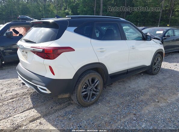 KNDEU2AA2P7373846 2023 KIA SELTOS White Rear right