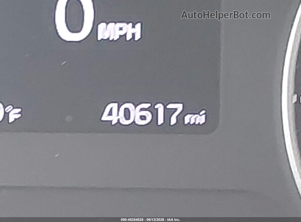 KNDEU2AA2P7388170 2023 KIA SELTOS Желтый 