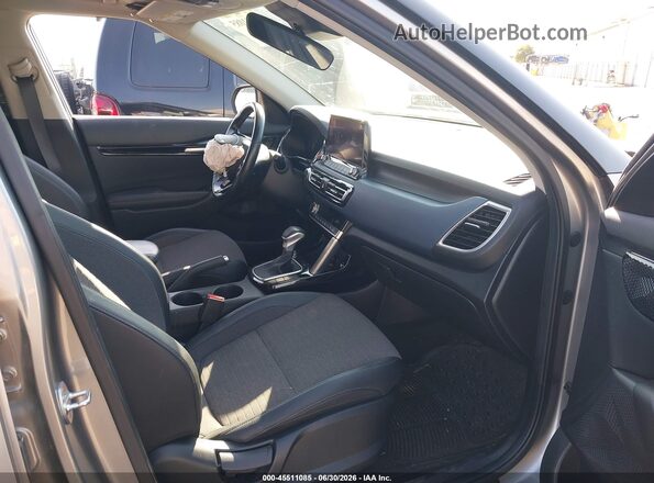 KNDEU2AA5N7237949 2022 KIA SELTOS Gray Vista interior delantera