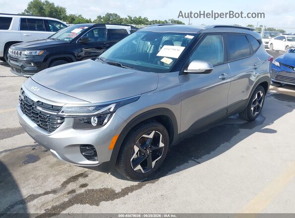KNDEU2AA5S7749562 2025 KIA SELTOS Серебряный Передняя левая четверть