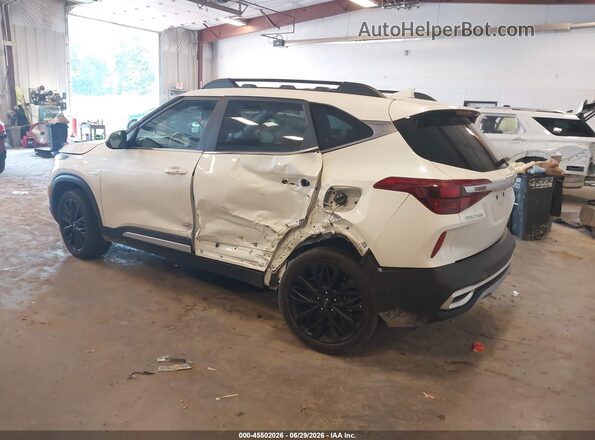 KNDEUCA21N7304562 2022 KIA SELTOS White Задня ліва чверть