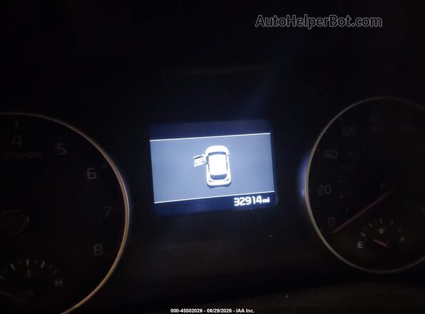 KNDEUCA21N7304562 2022 KIA SELTOS White Вид задніх сидінь