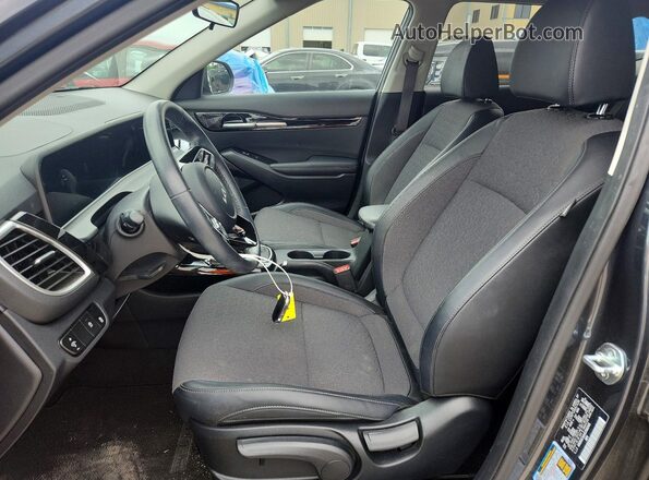 KNDEUCAA4S7682345 2025 KIA SELTOS Charcoal წინა სალონის ხედი