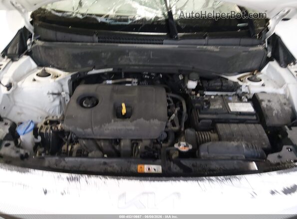 KNDEUCAA5N7236340 2022 KIA SELTOS White უკანა ხედი