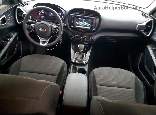 KNDJ23AU2M7772885 2021 KIA SOUL Gray წინა პანელის ხედი