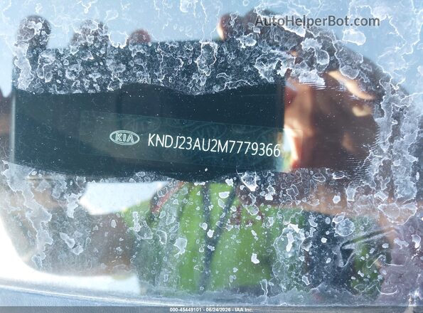 KNDJ23AU2M7779366 2021 KIA SOUL Gray 