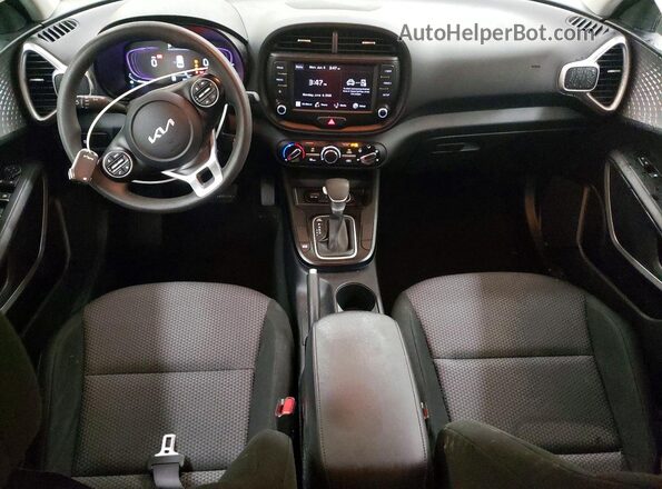KNDJ23AU4P7888366 2023 KIA SOUL Silver წინა პანელის ხედი