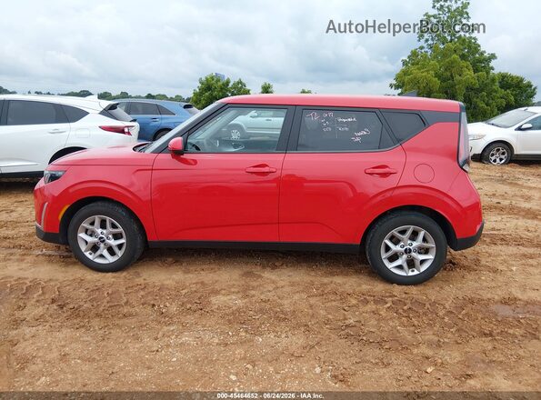KNDJ23AU8P7217699 2023 KIA SOUL Red 360 interior view