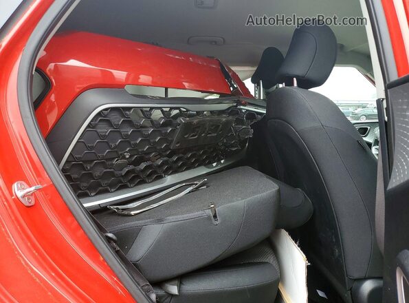 KNDJ23AU9L7725366 2020 KIA SOUL Red Вид задньої частини салону
