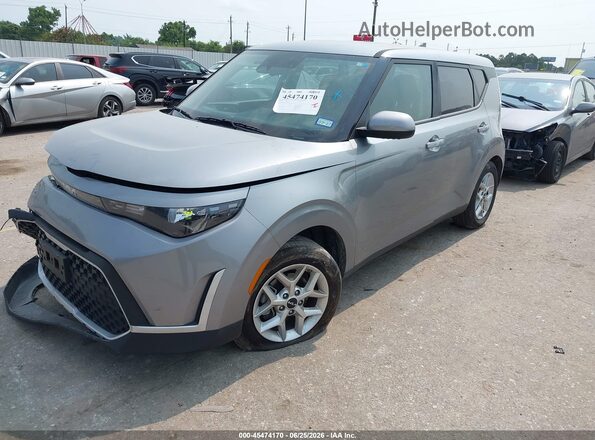 KNDJ23AU9S7958016 2025 KIA SOUL Silver Առջևի ձախ երեք քառորդ տեսարան