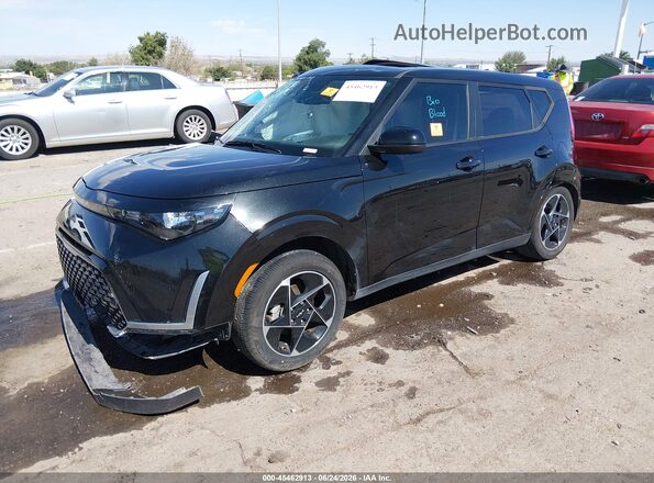 KNDJ33AU8S7921973 2025 KIA SOUL Черный Передняя левая четверть