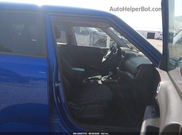 KNDJ53AF4L7017583 2020 KIA SOUL Blue წინა სალონის ხედი