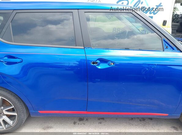 KNDJ53AF5L7071877 2020 KIA SOUL Blue 360 interior view