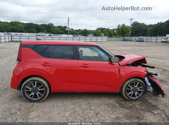 KNDJ53AF9N7159303 2022 KIA SOUL Красный Вид задней части салона