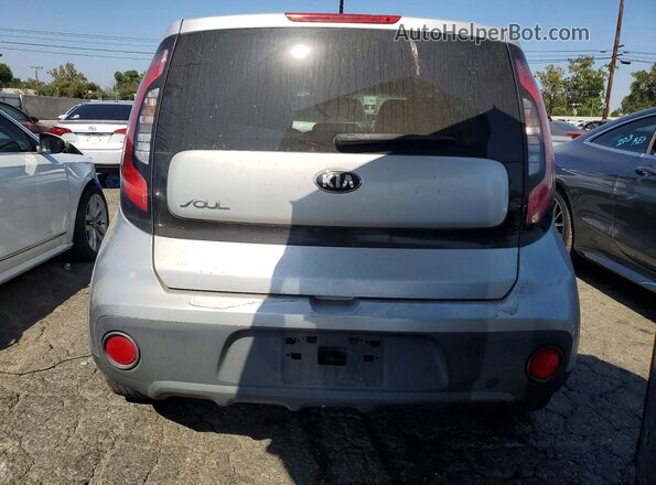 KNDJN2A20J7622091 2018 KIA SOUL Silver 