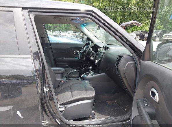 KNDJN2A21K7913345 2019 KIA SOUL Черный Вид салона спереди