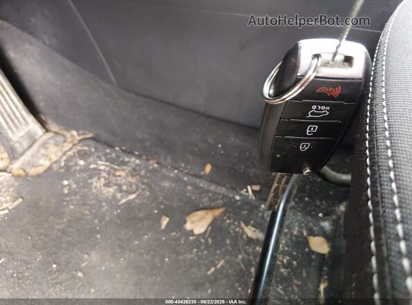 KNDJN2A23H7497050 2017 KIA SOUL Gray Dashboard view