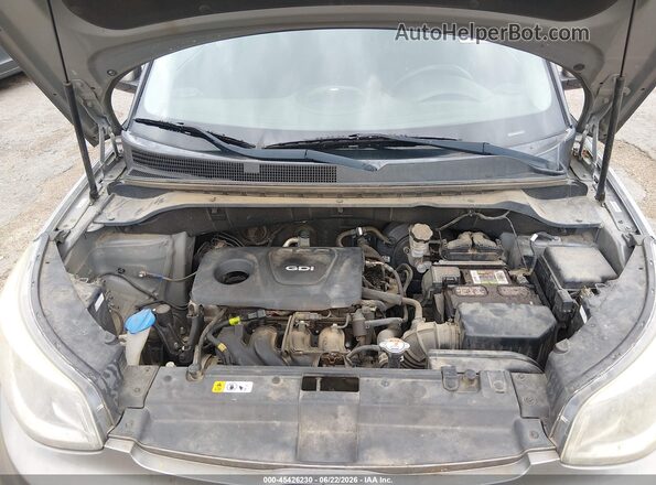 KNDJN2A23H7497050 2017 KIA SOUL Gray Rear view
