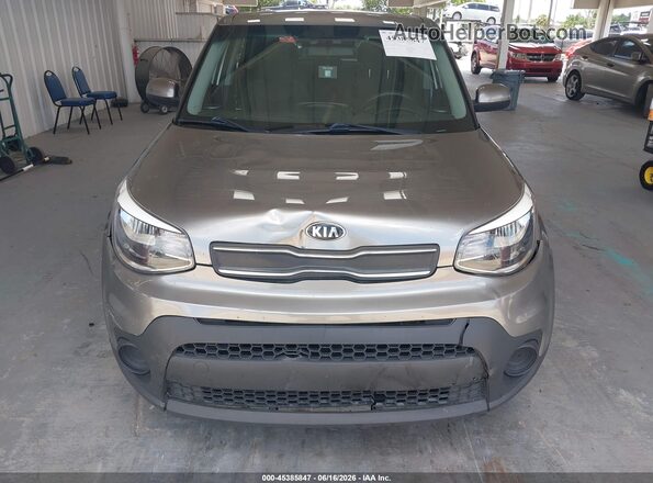 KNDJN2A23K7653109 2019 KIA SOUL Gray Widok zestawu wskaźników