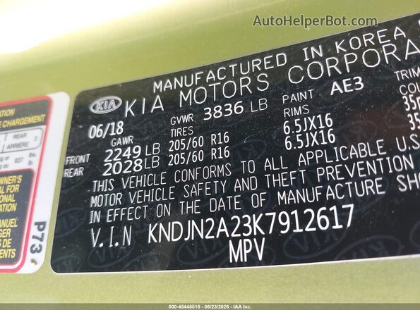 KNDJN2A23K7912617 2019 KIA SOUL Green Widok komory silnika
