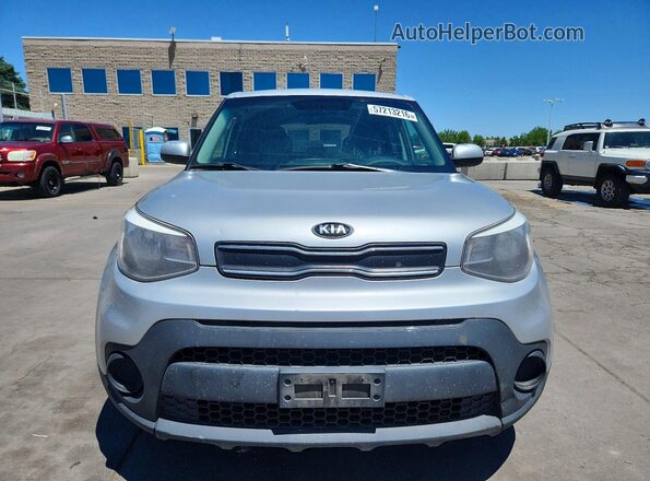 KNDJN2A26J7561572 2018 KIA SOUL Silver წინა ხედი