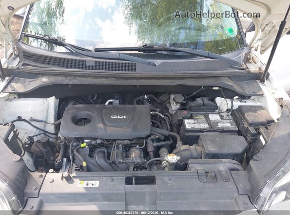 KNDJN2A27H7465377 2017 KIA SOUL Белый Вид сзади