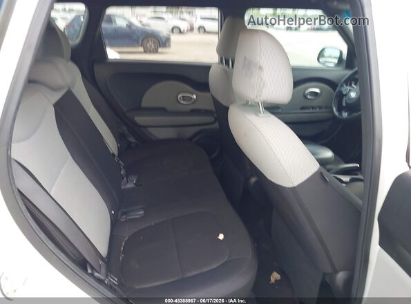 KNDJN2A29K7002597 2019 KIA SOUL White 