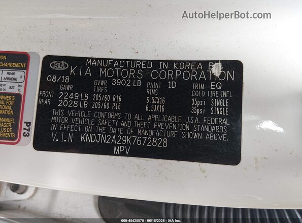 KNDJN2A29K7672828 2019 KIA SOUL White Widok komory silnika