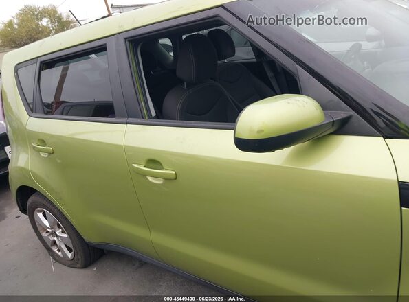 KNDJN2A29K7920947 2019 KIA SOUL Green Widok wnętrza z tyłu